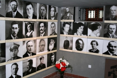 Galeria dla Wystawa "Piwnice Domu Kaźni – martyrologia ziemiaństwa i inteligencji, mieszkańców Rypina i okolic w czasie II wojny światowej"