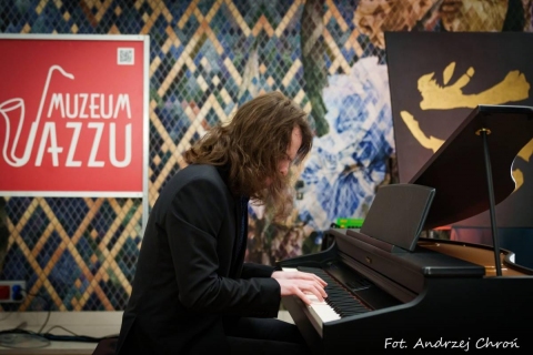 Galeria dla Remigiusz Knapik - Post-Punk Pianist