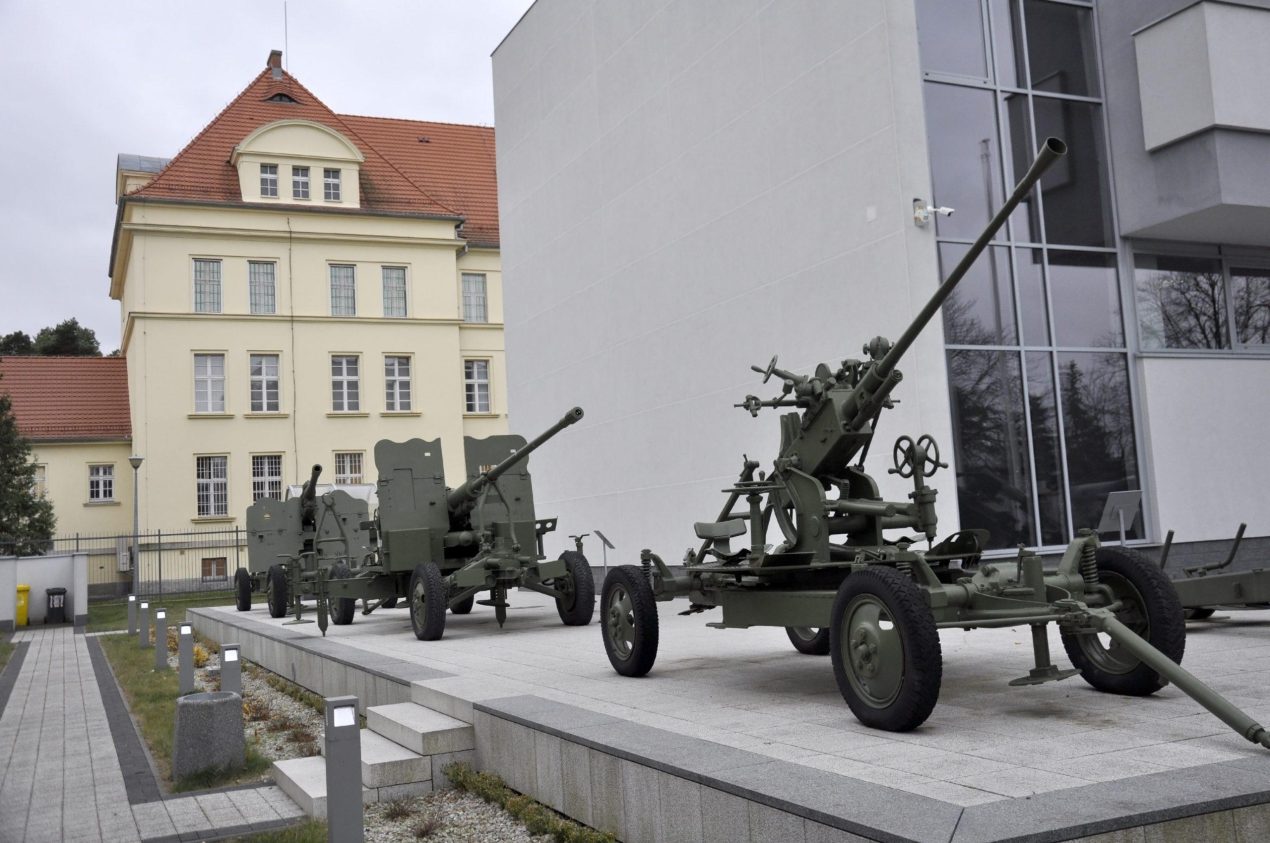 Ilustracja do wpisu: Ekspozycja plenerowa Muzeum Wojsk Lądowych
