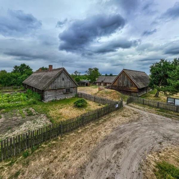 Ilustracja artykułu: Park Etnograficzny w Kaszczorku – ekspozycja