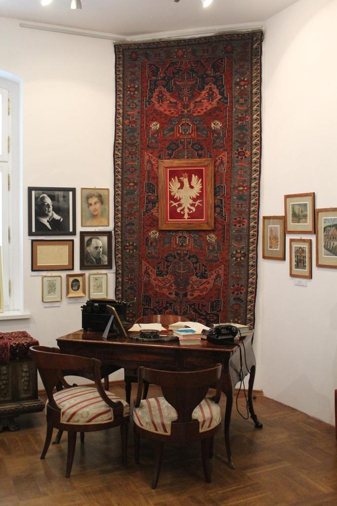 Ilustracja artykułu: Wystawa „Gabinet pisarza i kolekcjonera Stanisława