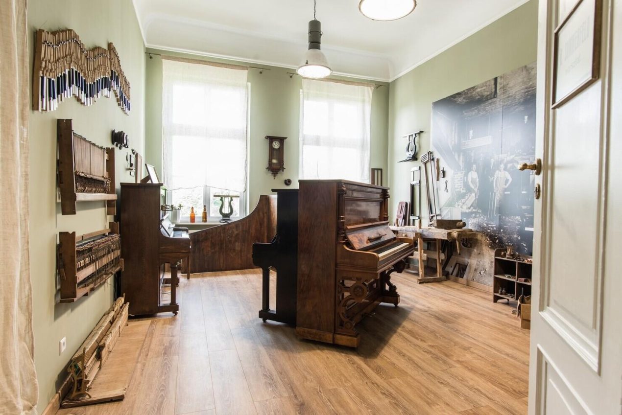 Ilustracja do wpisu: Wystawa „Skład Sommerfelda”