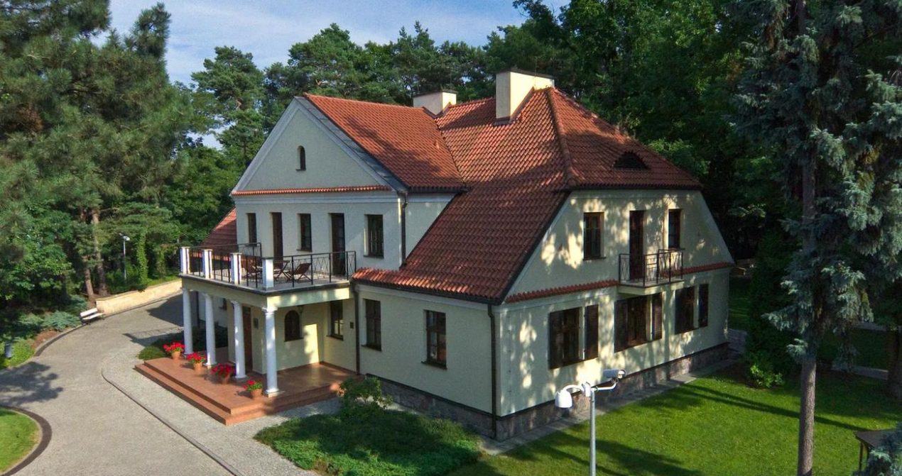 Ilustracja artykułu: Zwiedzanie wystawy „Niepodległa, Ojcowie Niepodległości” w