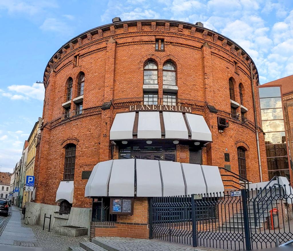 Ilustracja artykułu: Centrum Popularyzacji Kosmosu „Planetarium – Toruń